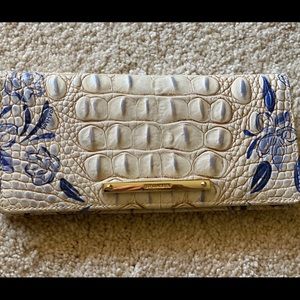 Brahmin wallet